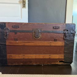 early 1900s flat-top steamer trunk