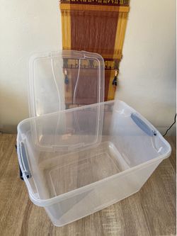 LIKE NEW: 6 Rubbermaid boxes with securing lid, transparent, 18” L x 13” wide x 11” H, like new