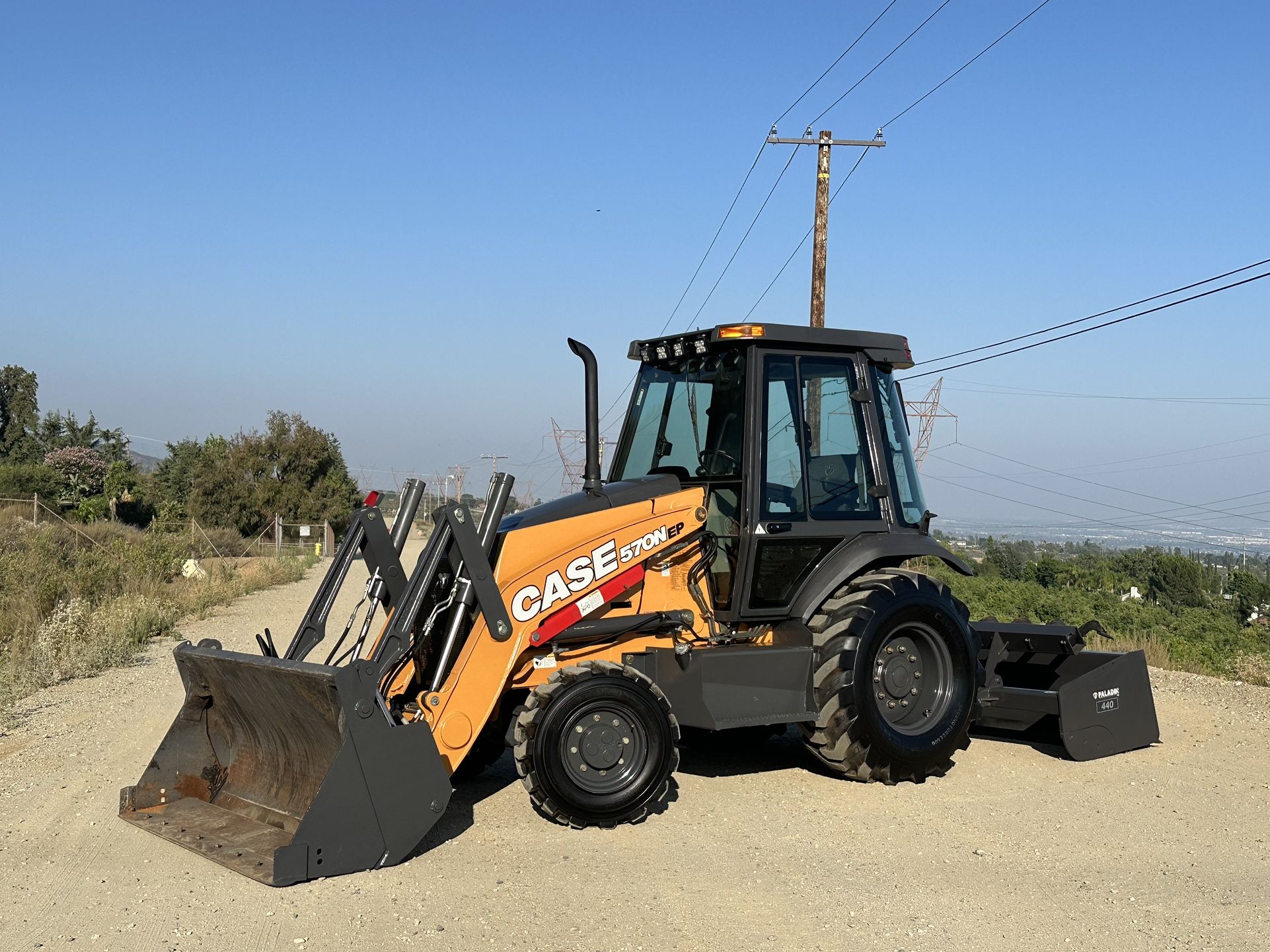Case 570n Ep Landscape Skip Loader Tractor