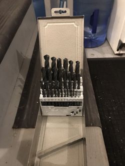 Drill bit set metal case