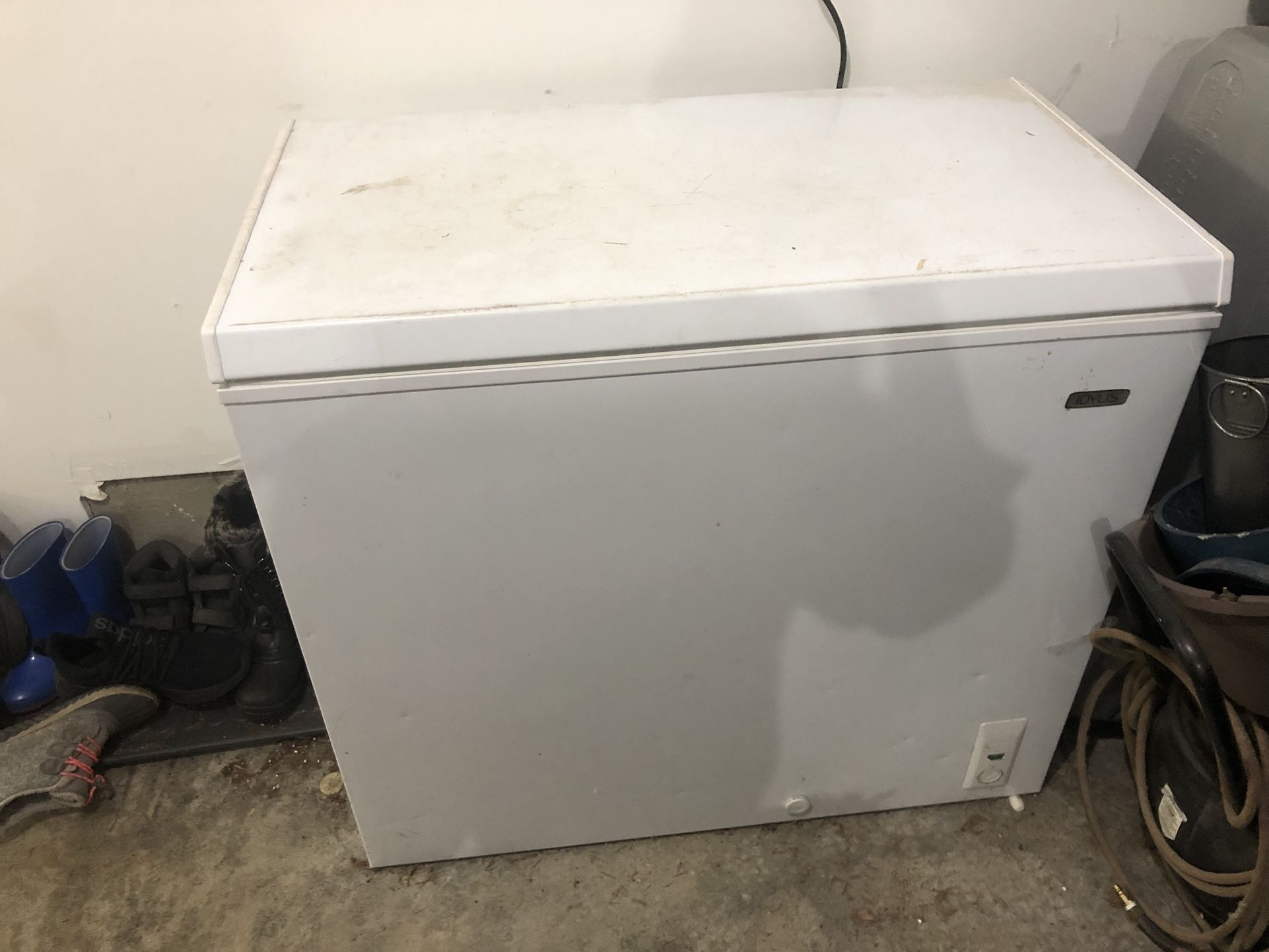 Idylis Deep Freezer Chest for Sale in Stanwood, WA OfferUp