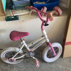 Huffy Girls Bike With Training Wheels 