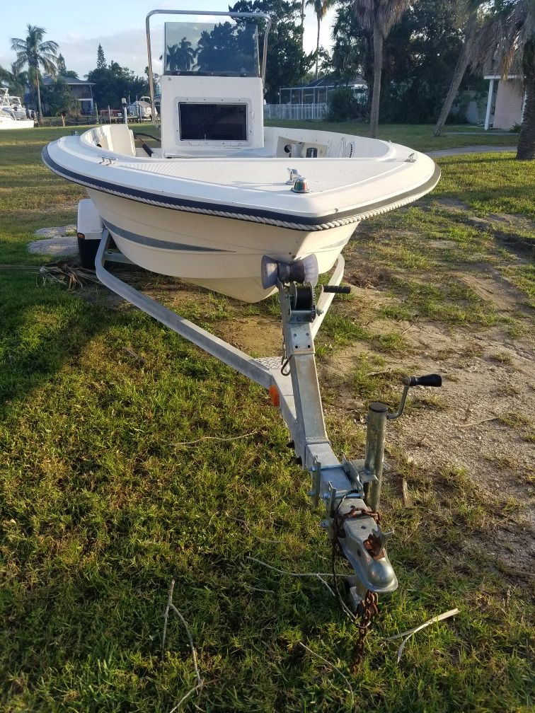 1991 Hydra-Sport Vector 1750 CC. NO MOTOR . New transom. Trailer .POWER STEERING. SHIFTER W / KEY. 2 Live bait tanks. New Bimini top. Clean title.