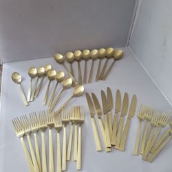 Better Homes & Gardens River Gold Satin Dinner set of  39 pieces