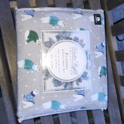 Winter Nights Collections 100% Collon  Flannel Sheet Set Queen New