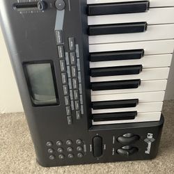 M-AUDIO AXIOM 61