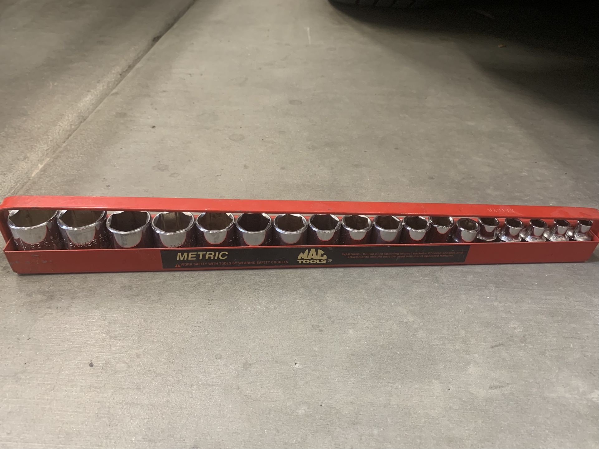 MAC 18pc 6pt 3-8” Drive 23-6mm