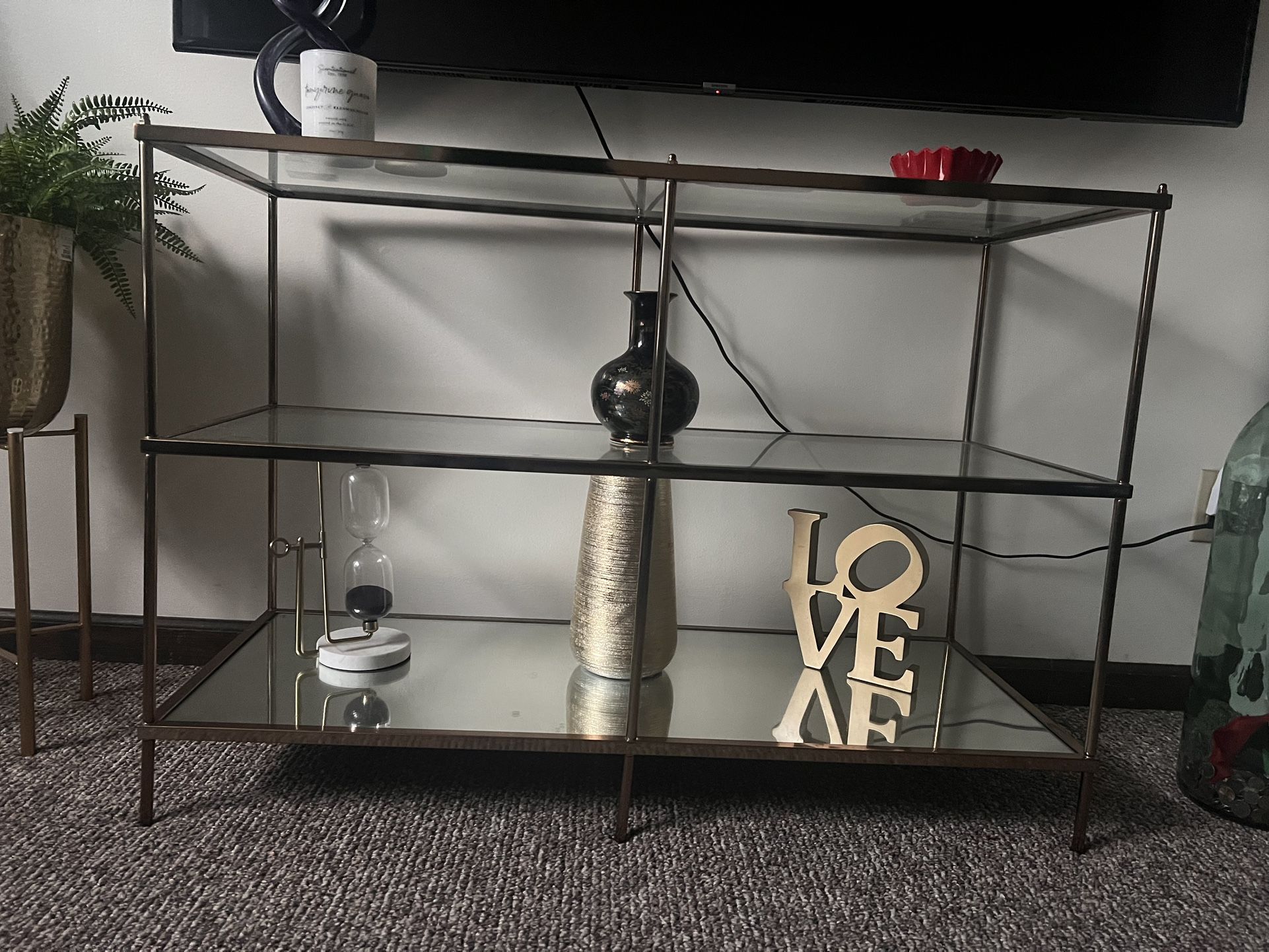 Entertainment Table