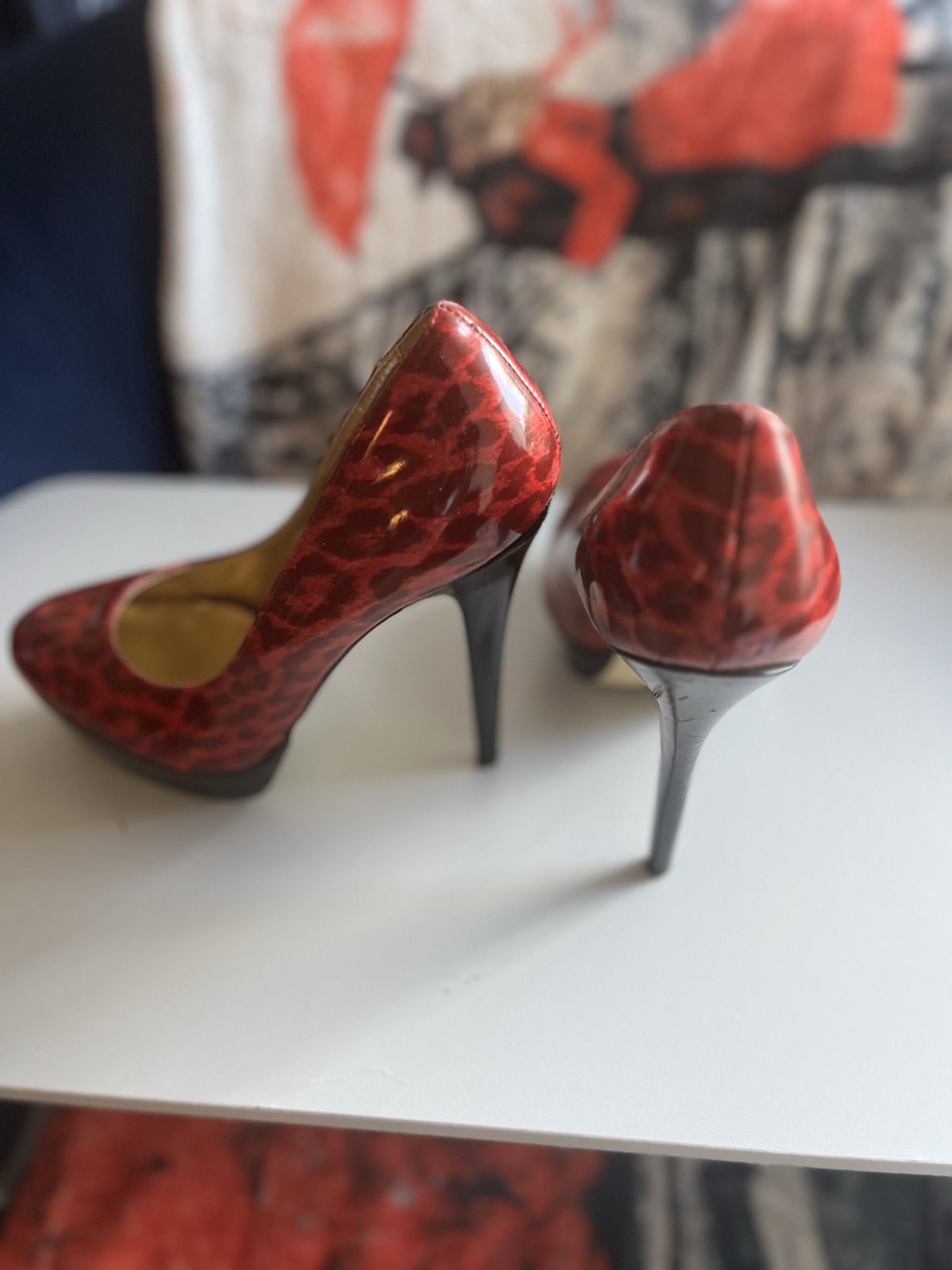 Red Spotted/black Heel 8” 