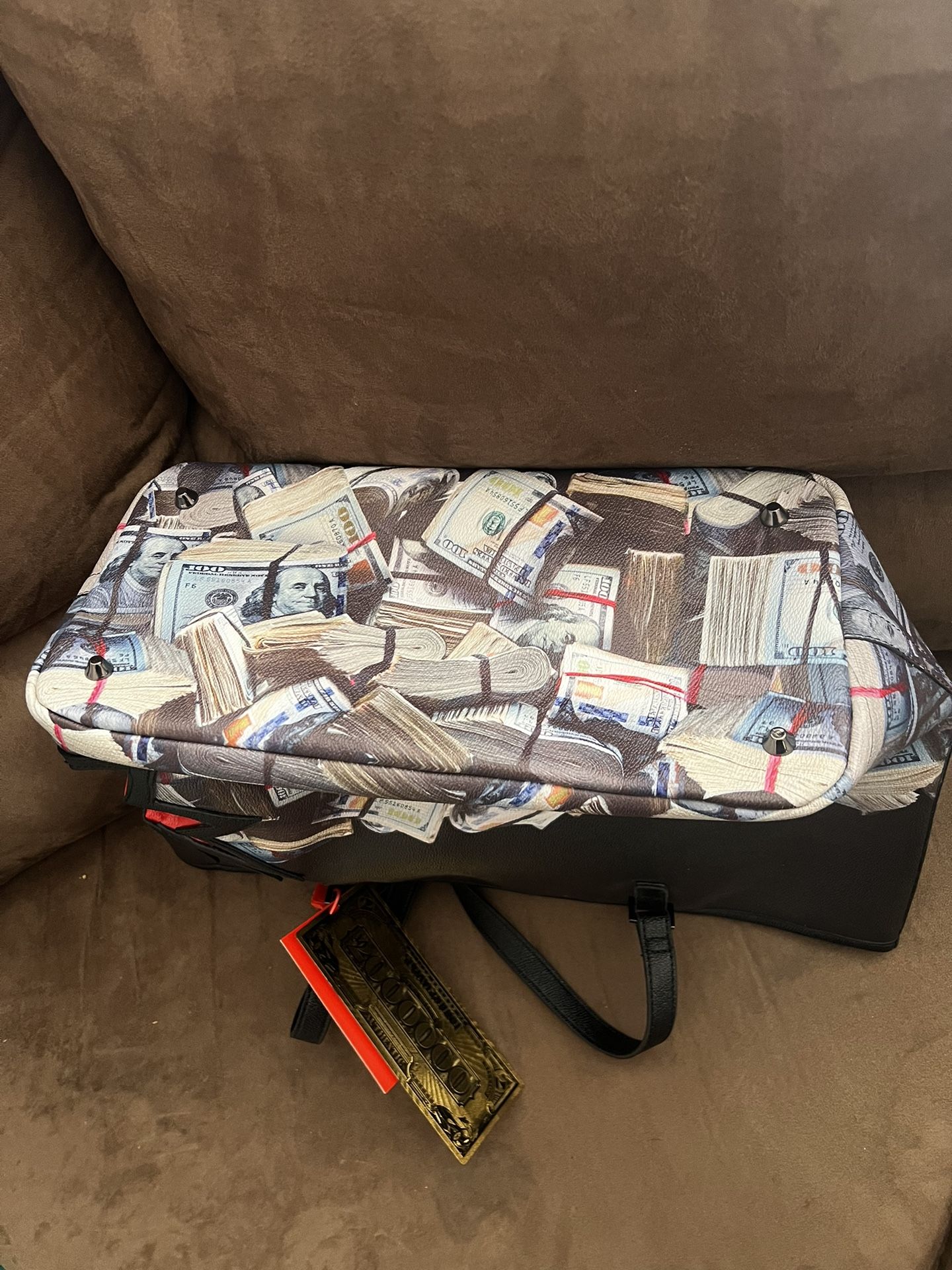 Sprayground Purse/tote for Sale in Murrieta, CA OfferUp