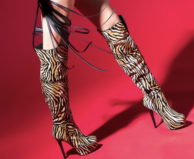 Tiger Striped Knee High Fur Boots Size 9