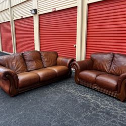 Too Grain Leather Sofa And Love Seat 