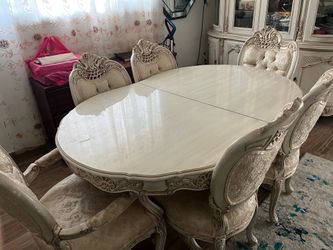 Dining table with 6 chairs