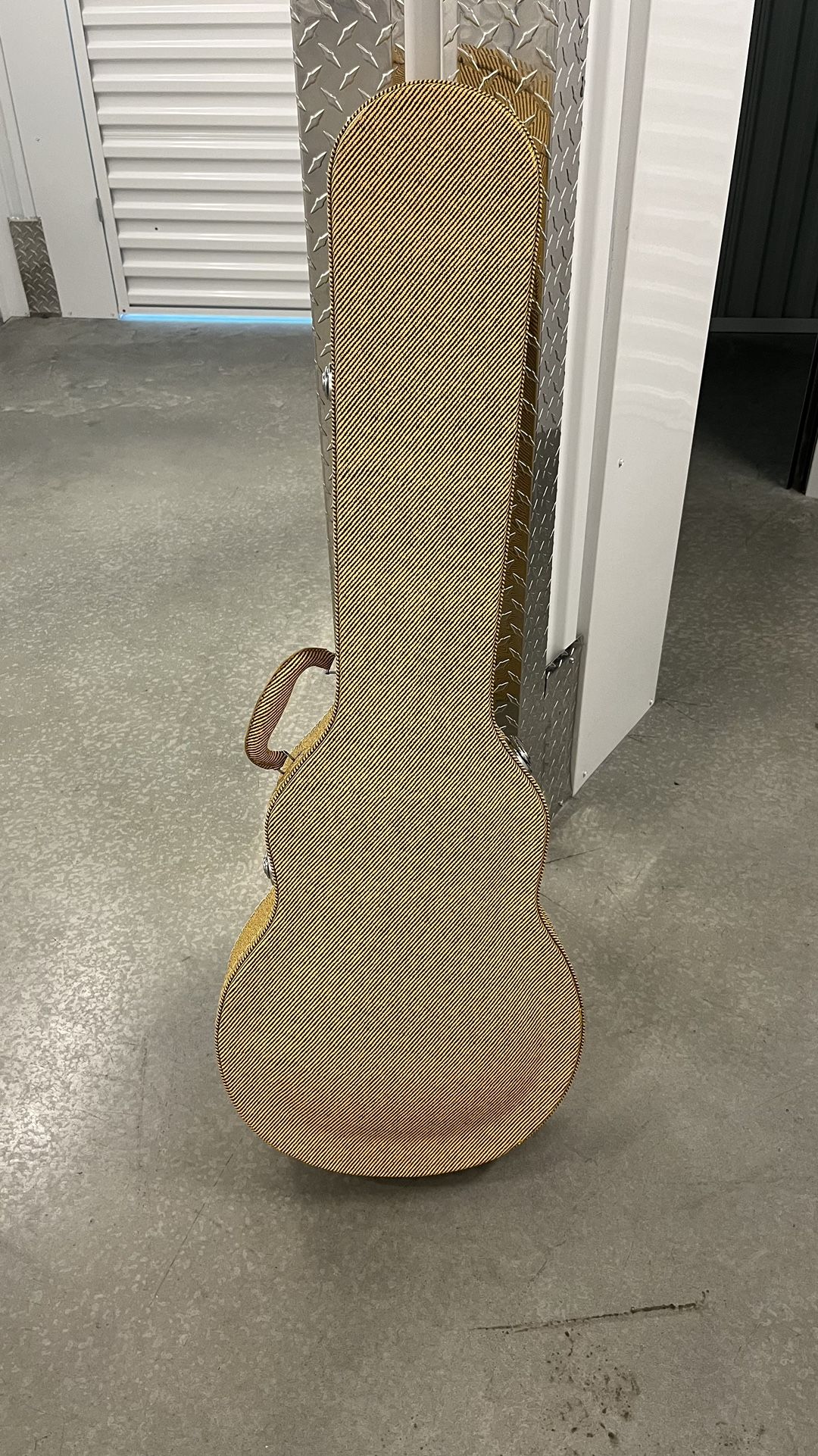 Tweed Les Paul Locking Case With key