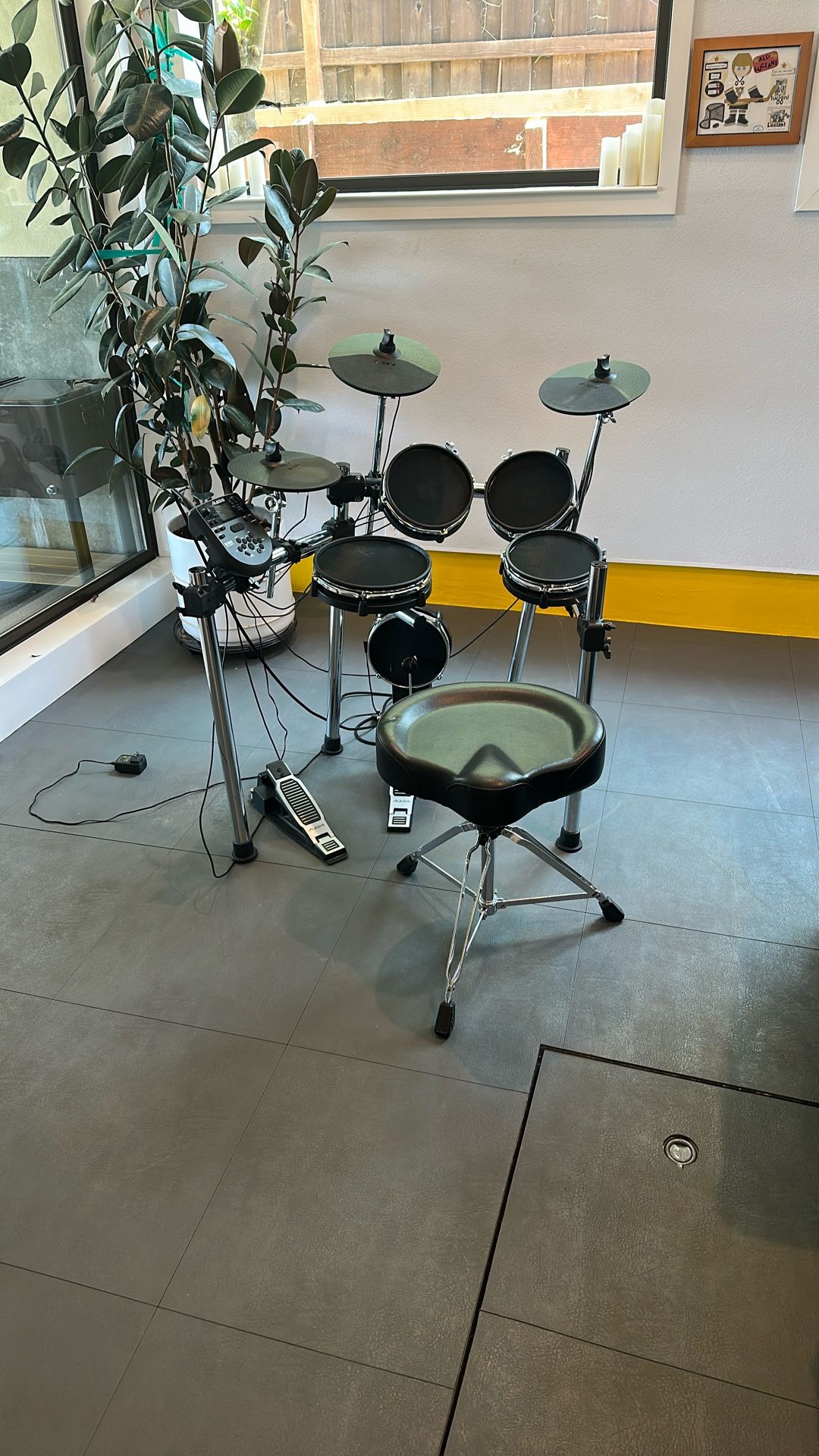 Electric drum set alesis Dm x7