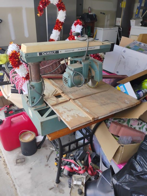 DeWalt Table Saw