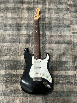1988 Fender Squire Stratocaster MIJ