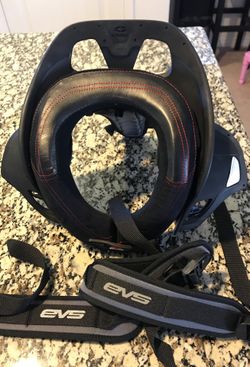 EVS Neck brace adult size