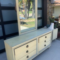 BASSET Mid-Century Long Dresser With Mirror 