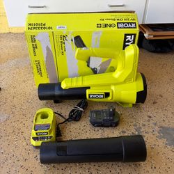 RYOBI ONE+ 18V 90 MPH 250 CFM Cordless Battery Leaf Blower/Sweeper with 2.0 Ah Battery and Charger