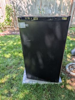 TRAMONTINA 3.2 Cu.Ft. Refrigerator