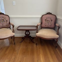 2 Matching Chairs