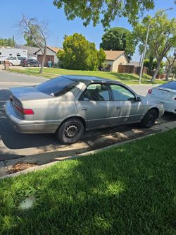 1999 toyota camary  (parts ) non operational