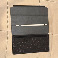 IPad 3 Keyboard, Pen, & Case $150