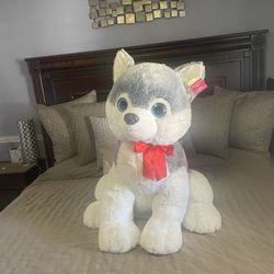 Jumbo Husky Plush 28in X 33in 