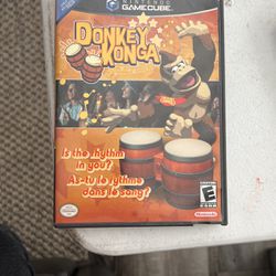 Gamecube Donkey Konga Game with 2 bongos