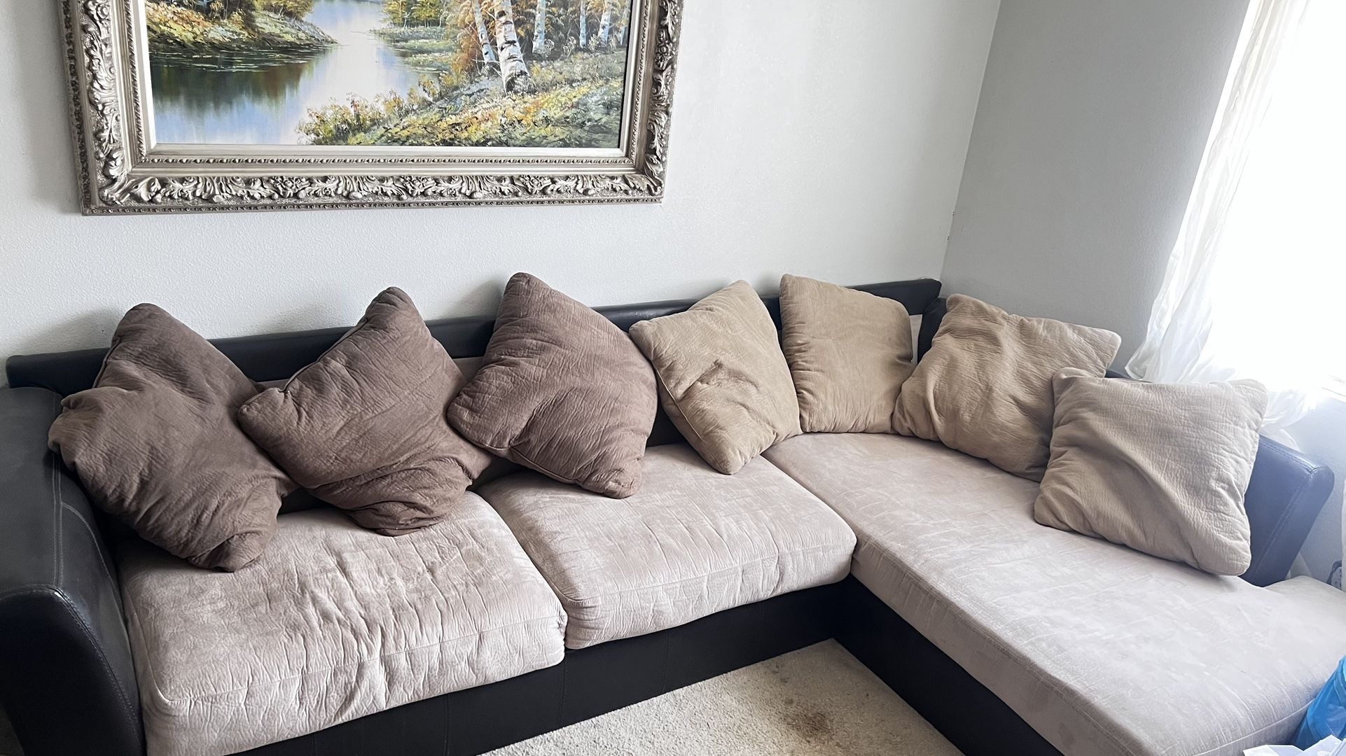 L Sofa / Couch