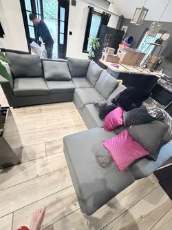 Couch brand new