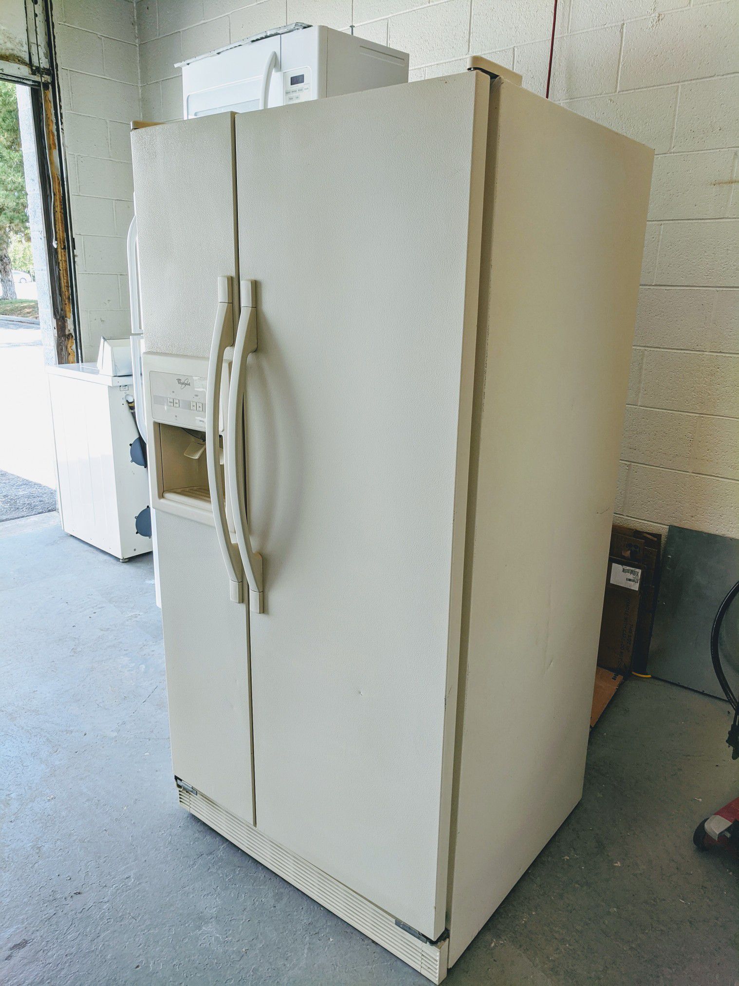 Whirlpool Refrigerator in Great Working Condition - French Door - Delivery Available