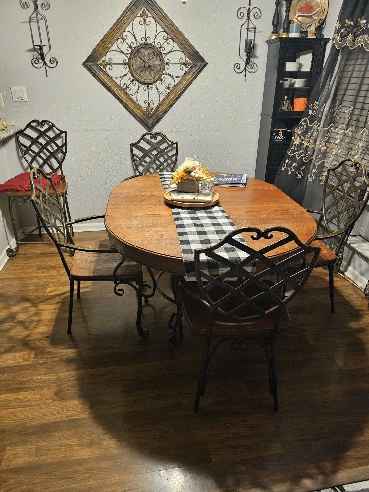 Kitchen Table