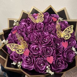 Vonito Ramo  De 30 Flores Eternas Color Morado