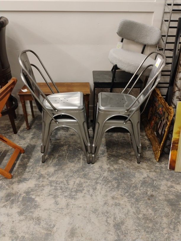 4ct Metal Chairs