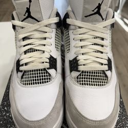 Used Jordan 4 Military Black Size 11