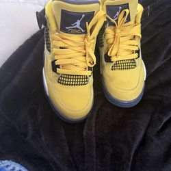 Jordan 4