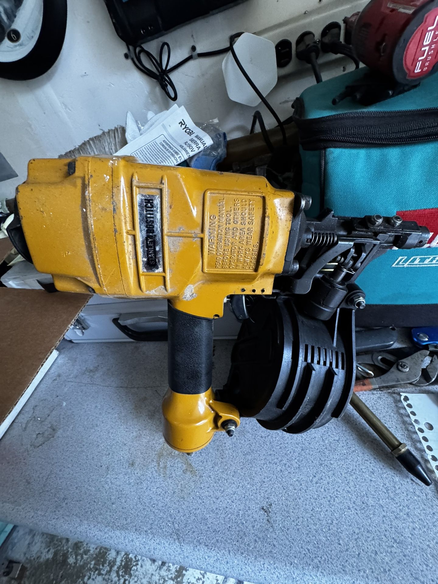 Stanley Bostitch Nail Gun N63cp