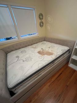 Free trundle bed