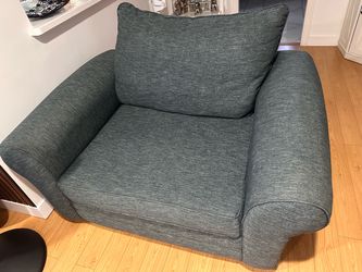 SMALL COUCH