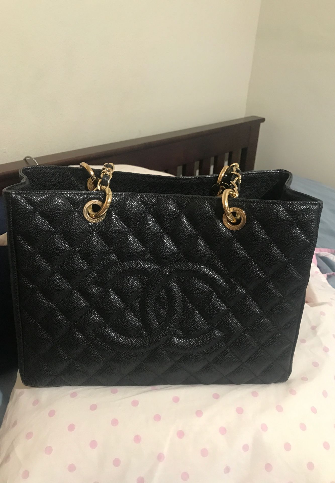 Chanel tote bag caviar leather