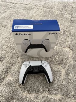 PS5 DualSense controller