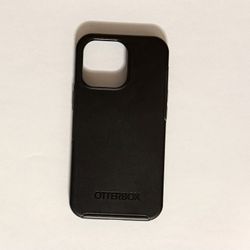 OtterBox Symmetry+ MagSafe Case – iPhone 13 Pro – Black