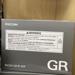 Ricoh GR IV HDF