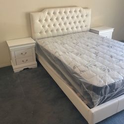 King Size New Bed With Nice Mattress. 