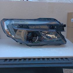 2016---2018 Honda Pilot Lx & Ridgeline Headlight RH