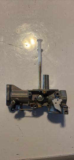 Fits Briggs & Stratton B & S 5HP Engine Carburetor 498(contact info removed)84 495(contact info removed)26