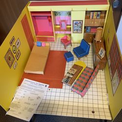 2017 Barbie DREAM HOUSE 