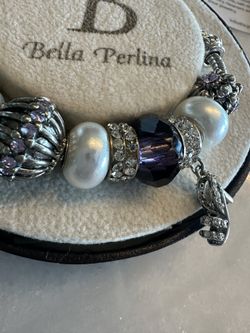 Bella Perlina Bracelet Gorgeous touch of the color purple 